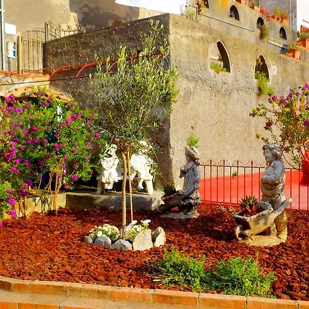Maison De Fleurs * Maiori