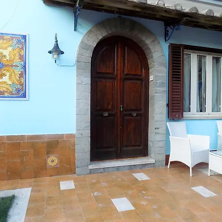 Maison De Fleurs Apartment