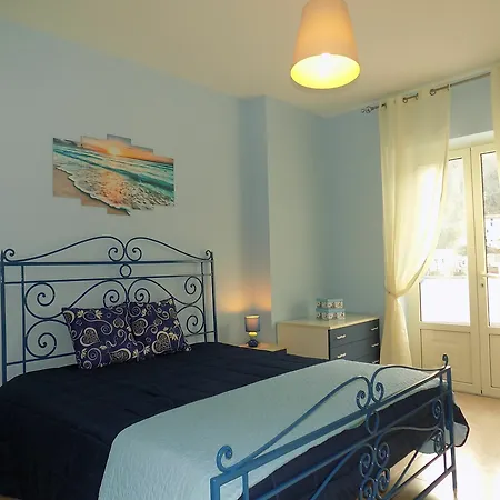 Maison De Fleurs Apartment