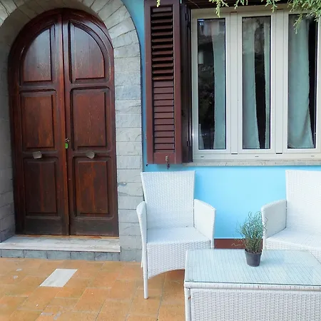 Maison De Fleurs Apartment